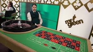 Baccarat dengan pembayaran real-time dan chat interaktif Baccarat M-World Championship dengan sistem pembayaran otomatis
